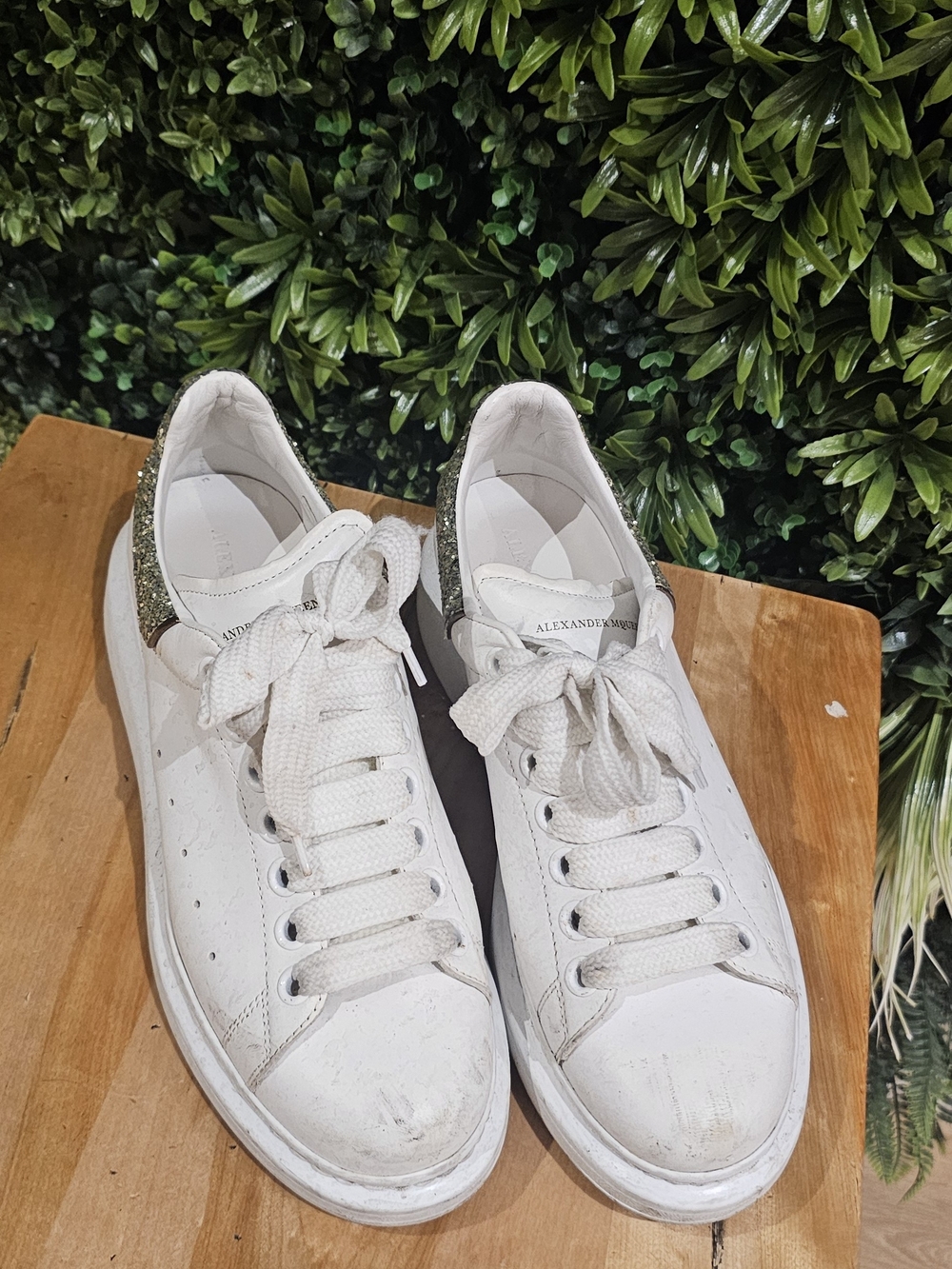 Alexander McQueen White Leather Sneakers with Gold Glitter Heel Tab